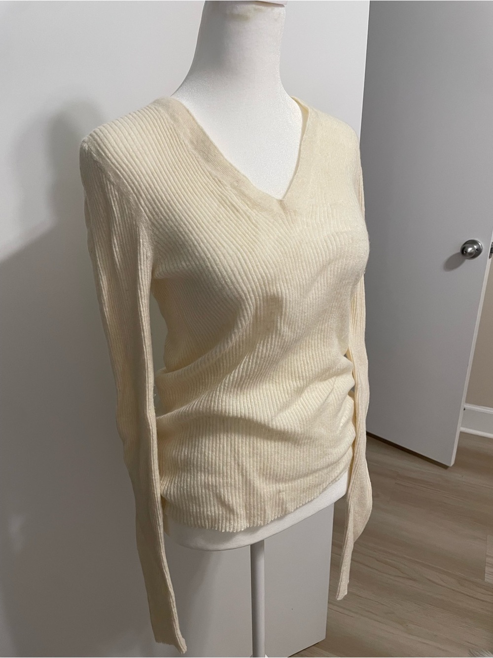 rag & bone Cream Ribbed V-Neck Sweater